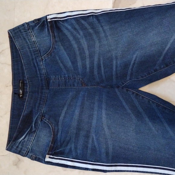 Simply Vera Vera Wang Denim - Simply Vera jeans.